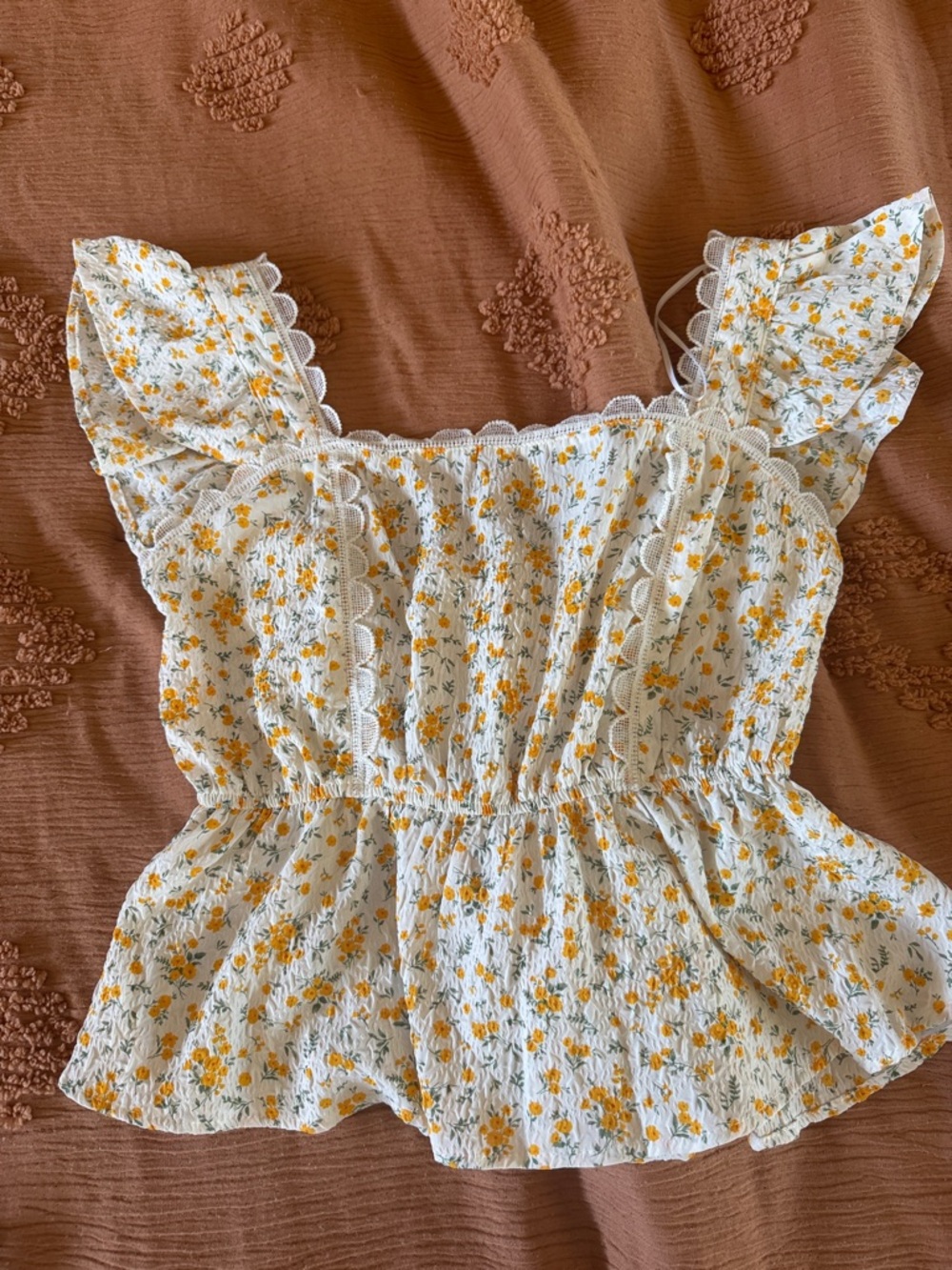 Women’s Yellow Floral Ruffle Smocked Top